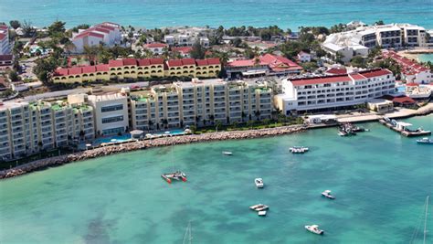 St Maarten Villas - The Villas at Simpson Bay Resort