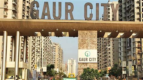 Now Gaursons faces residents' anger in Noida