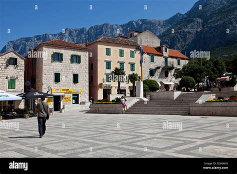 Old town makarska hi-res stock photography and images - Alamy