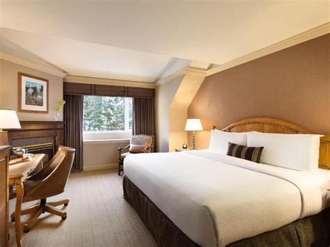 Fairmont Chateau Whistler Hotel in Whistler (BC) - Room Deals, Photos ...