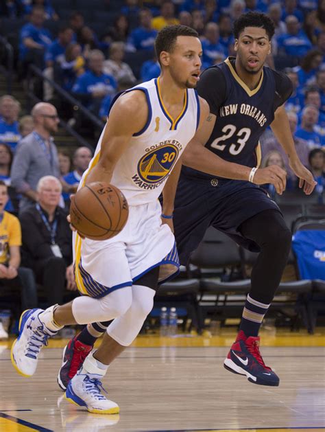 #SoleWatch: Stephen Curry Makes History in the Under Armour Curry Two ...