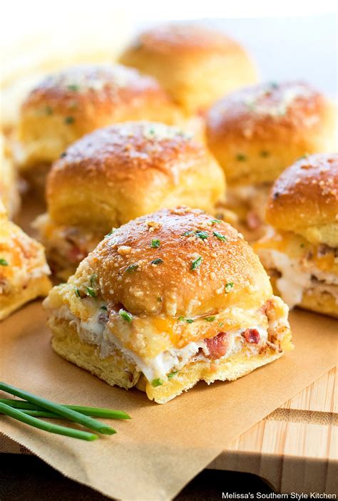 Chicken Bacon Ranch Pull Apart Rolls - melissassouthernstylekitchen.com