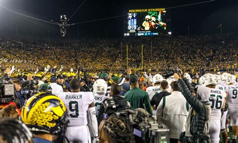 Prosecutor charges MSU Spartans players for Michigan football tunnel