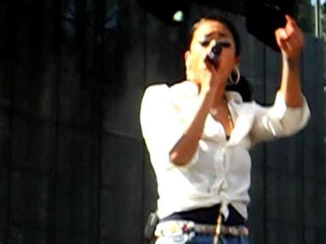 Keyshia Cole- I Remember- LIVE - YouTube