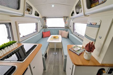 The Barefoot Travel Trailer is Retro-Chic