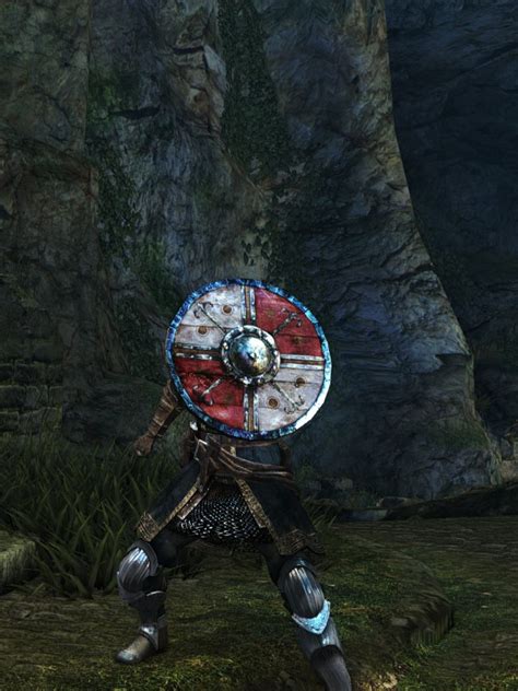 Red And White Round Shield - Dark Souls Wiki