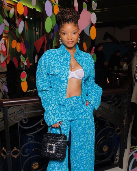 HALLE BAILEY – Instagram Photos 10/02/2022 – HawtCelebs