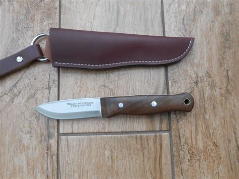 Best Bushcraft Knives 2020: Top Product Reviews & Buying Guide