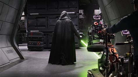 See Mark Hamill's Return In Behind The Scenes Footage From 'The ...