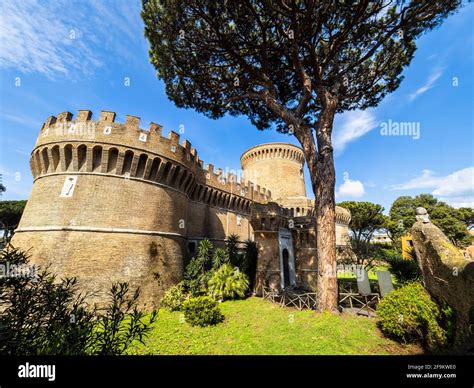 Castello di Giulio II in Ostia Antica - Rome, Italy Stock Photo - Alamy