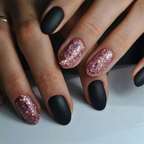 Winter Nail Designs 2024: Cute and Simple Nail Art For Winter - LadyLife