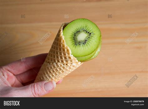 Kiwi Ice Cream Image & Photo (Free Trial) | Bigstock