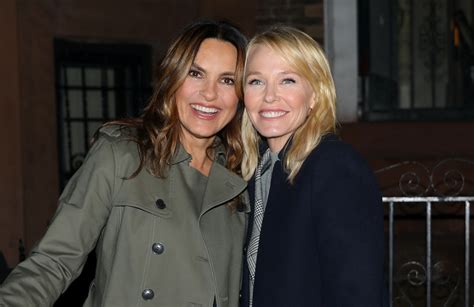 Mariska Hargitay and Kelli Giddish Indulge in Late-Night Snacks in New ...