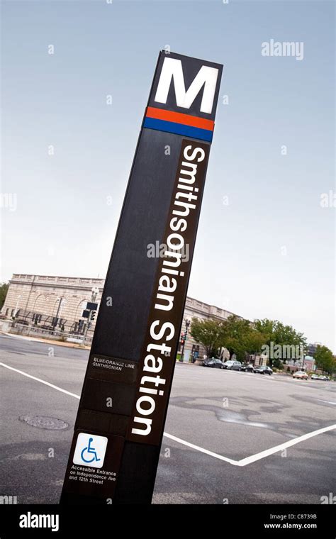 Smithsonian metro subway station sign, Washington DC USA Stock Photo - Alamy