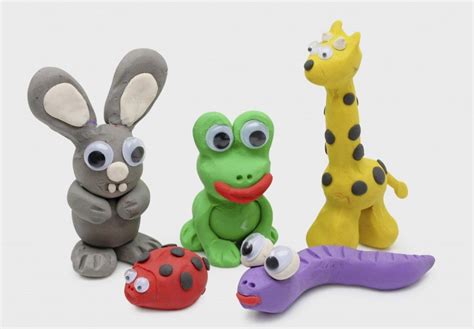 Everyone Has Fun With Play Dough | a hundred pockets | Kinderen, Klei ...