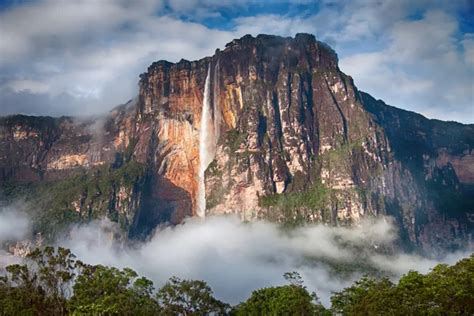 Angel Falls Closeup - highest waterfall in the world — Stock Photo © Alice_Nerr #56803999