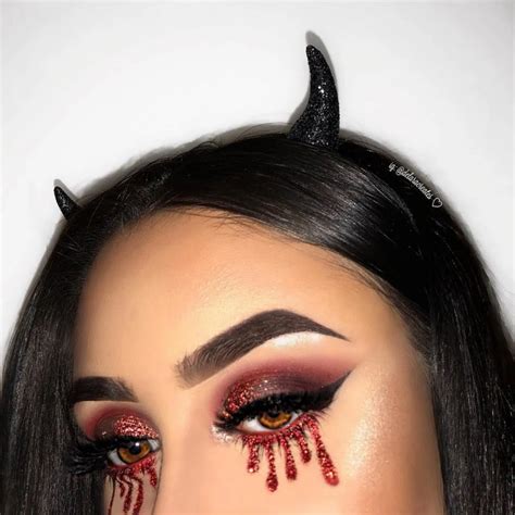 12 Scary Devilish Halloween Makeup Looks for Beginners 3 | Halloween eye makeup, Halloween ...