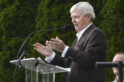 Virginia Tech football: Frank Beamer will be Grand Marshal for local ...