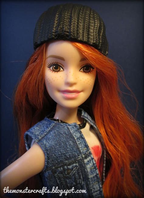 Doll Review: Barbie Fashionistas Petite "Kitty Cute"