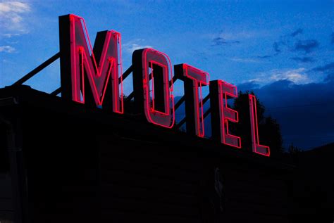 Vintage Motel Neon Sign Free Stock Photo - Public Domain Pictures