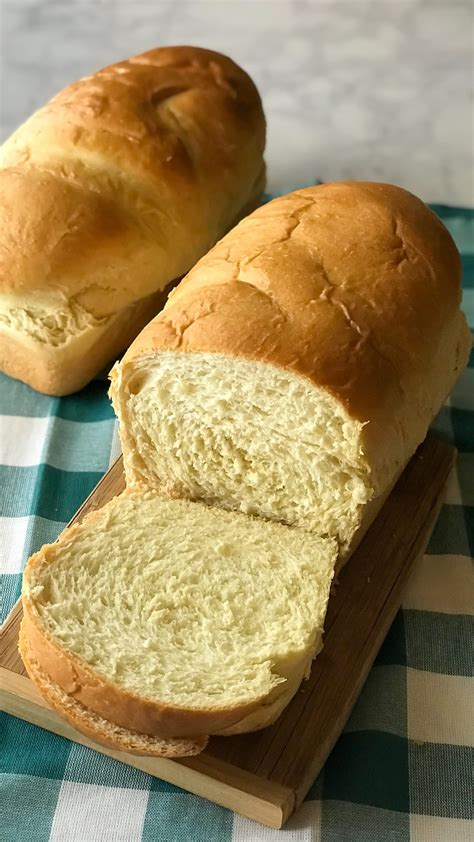 How to Make Easy Homemade Butter Bread - Ranch Style Kitchen