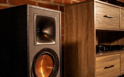 5 Best Audiophile Bookshelf Speakers in 2021