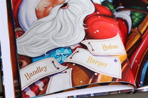 Magnolia Mamas : I See Me: Personalized Christmas Books