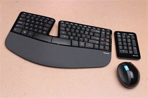 Microsoft Sculpt Ergonomic Keyboard review: Smart design, steep ...