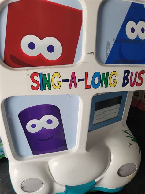 Cartoonito Karaoke with Sing-A-Long Bus decals | And yes, I … | Flickr