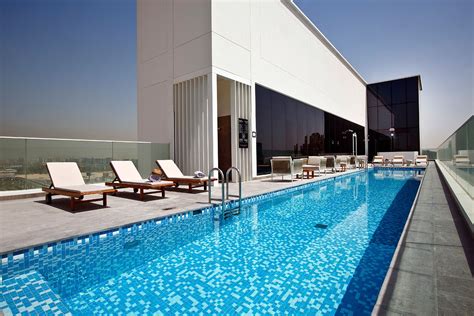 FORM Hotel, Dubai | Dubai hotel, Hotel, Rooftop pool