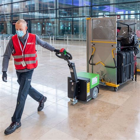 Berlin’s New Airport Finally Gets Ready to Open—Just When No One Wants to Fly - WSJ