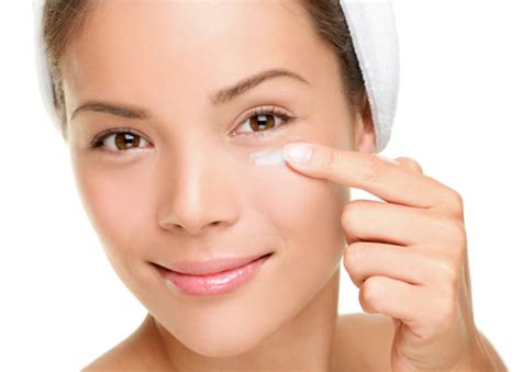 Can Vitamin K Eliminate Dark Circles Under the Eyes? | VitaminK.com