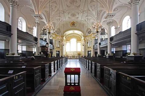 St Paul's Chapel Interior - Patriot Tours Historic Walking Tours NYC