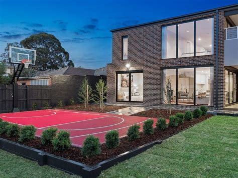 Mt Waverley: new house with basketball court sells at auction ...