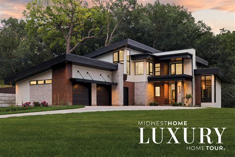 We're Gearing up For The 2020 Luxury Home Tour—Are You? - Midwest Home