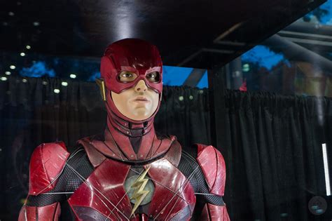 The Justice League costumes look great in person at NYCC - Polygon