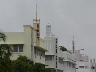 Art Deco Buildings: Kent Hotel, Miami