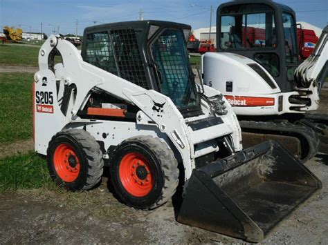 Bobcat S205 Skidsteer Loader - Henning Rental