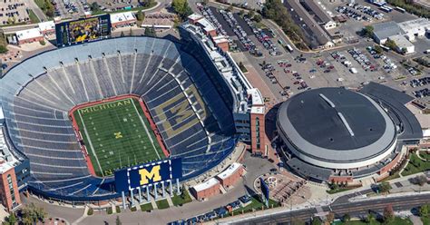 Renderings show plan for new University of Michigan stadium scoreboards