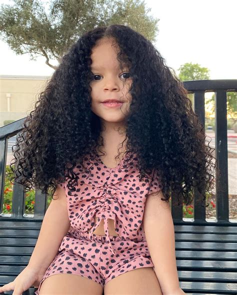 Curly Hair Styles Easy, Long Hair Styles, Kids Outfits Girls, Girl Outfits, Hot Women Dress ...