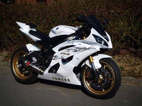 111 best Yamaha r6 // R6 // custom bike // modified images on Pinterest ...