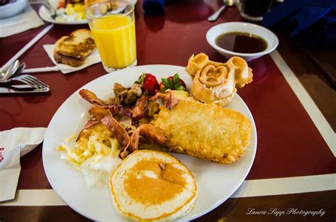 Chef Mickey's Breakfast Review: Menu, Prices, & Characters (August 2024)