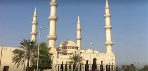 This Abu Dhabi mosque is now called the 'Mary, Mother of Jesus' mosque ...