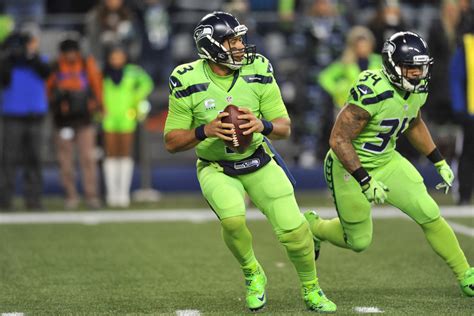 Twitter Had Some Funny Reactions to the Seattle Seahawks’ Uniforms ...