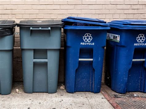 Trash vs. Recycle: Do You Know When To Trash It?