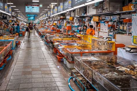 Jagalchi Fish Market, Busan - a delight for the senses - Daily Travel Pill