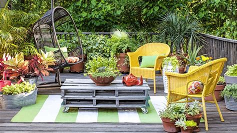 10 Gardening Ideas to Maximize your Outdoor Space - Fine and Feathered