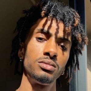 thatsndot - Age, Family, Bio | Famous Birthdays