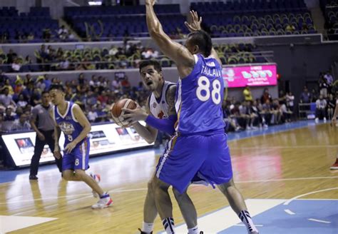 Marc Pingris diagnosed with ACL injury, out for 6 to 8 months