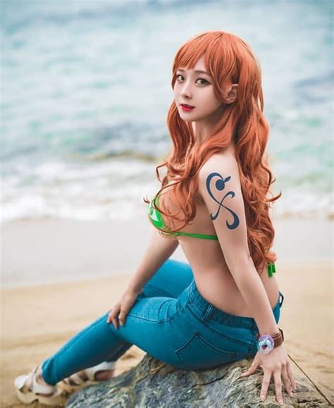 Sexy Nami Cosplay In One Piece